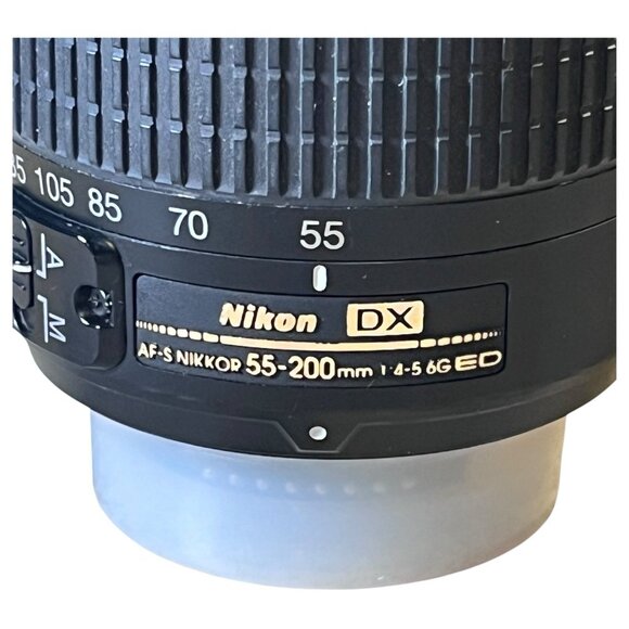 Nikon AF-S DX NIKKOR 55-200mm f/4-5.6G ED VR Lens - Picture 9 of 12